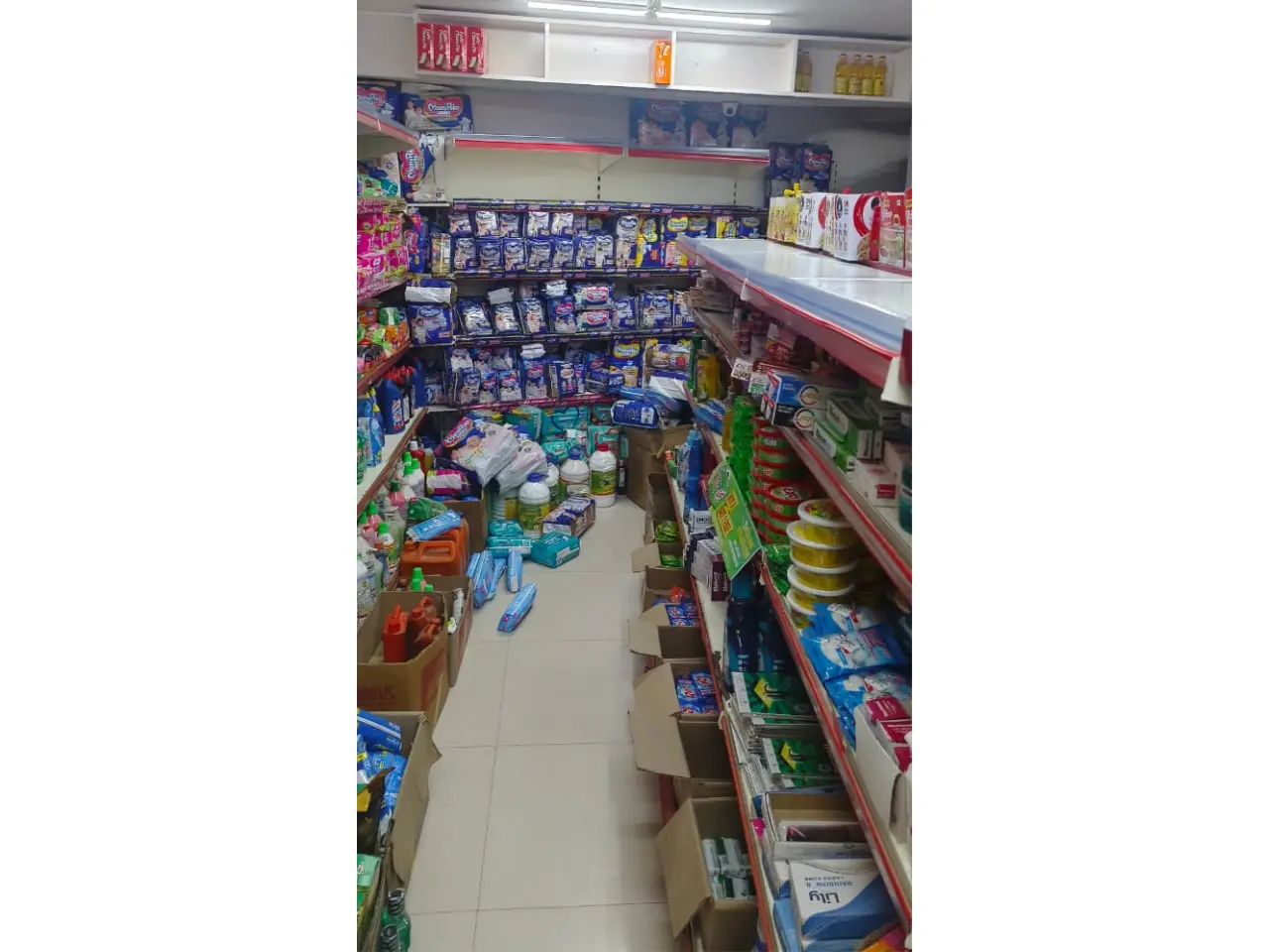 603824482_Grocery rack (1).webp